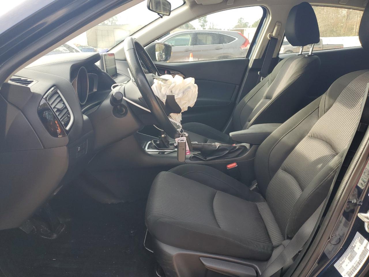 2015 Mazda 3 - Image 7