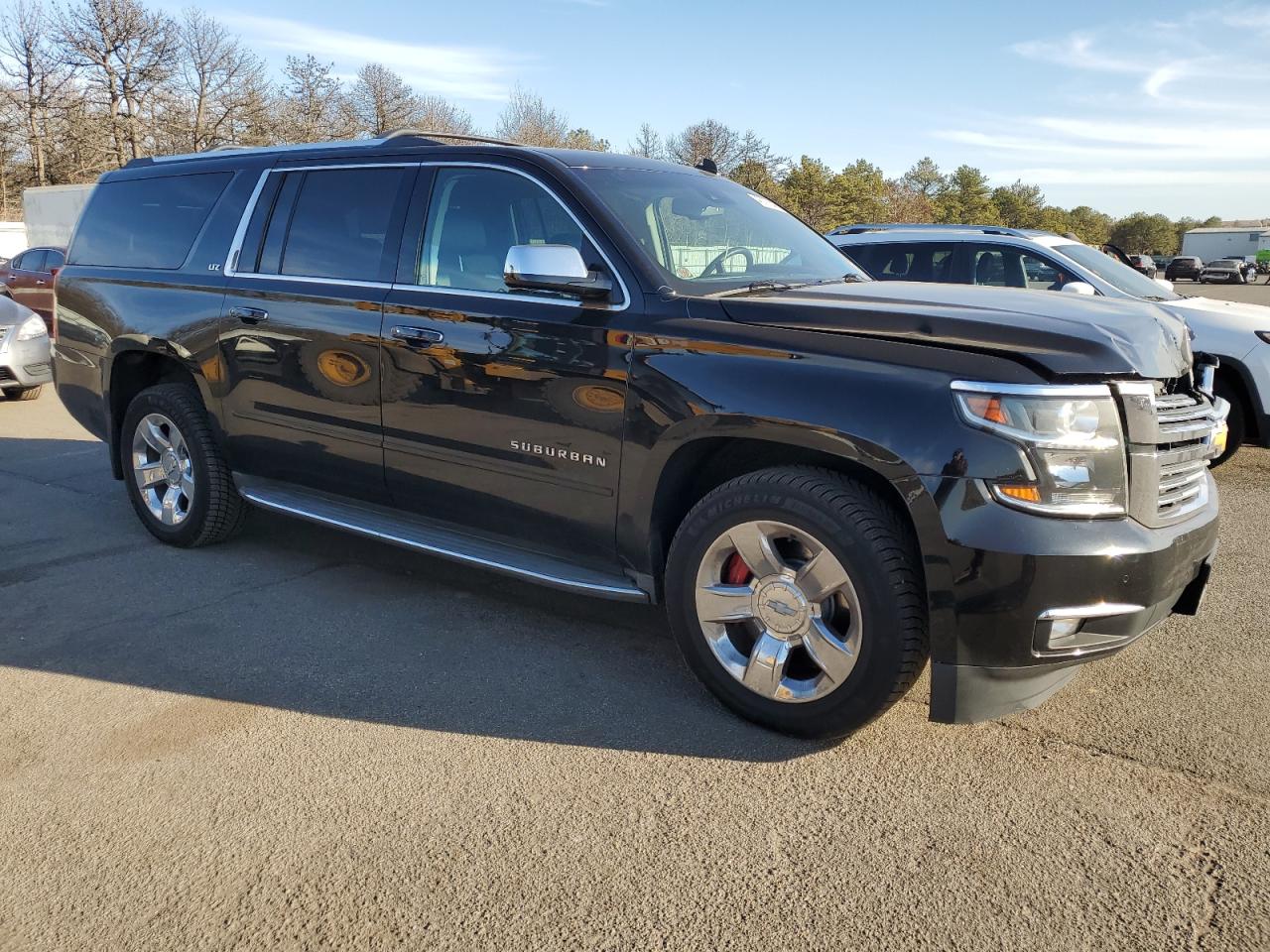 2015 Chevrolet Suburban - Image 4