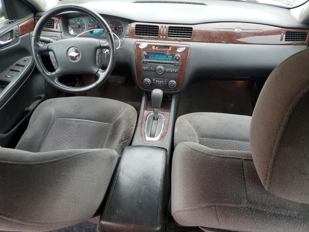 2011 Chevrolet Impala - Image 8