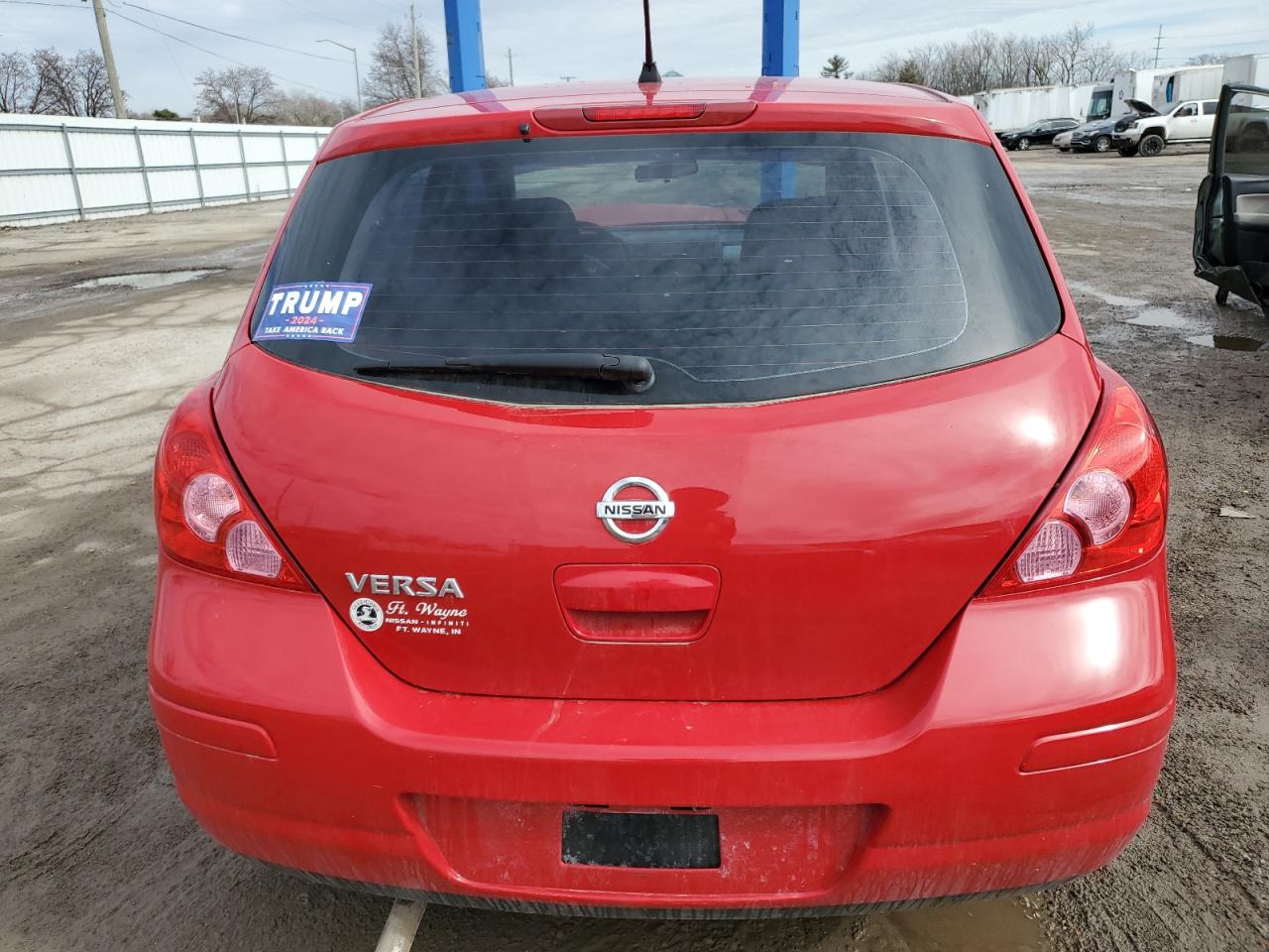 2011 Nissan Versa - Image 6
