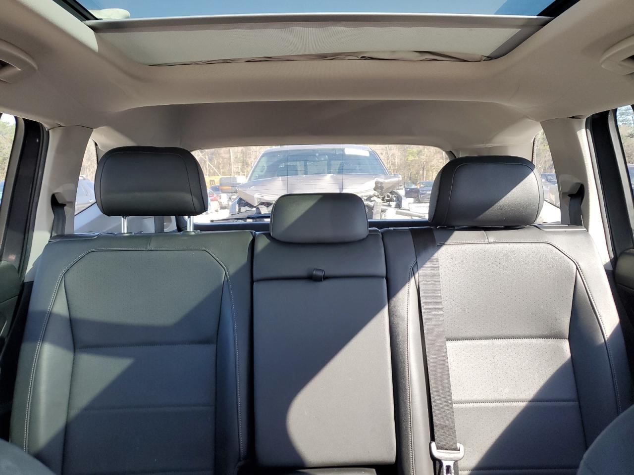 2019 Volkswagen Tiguan - Image 10