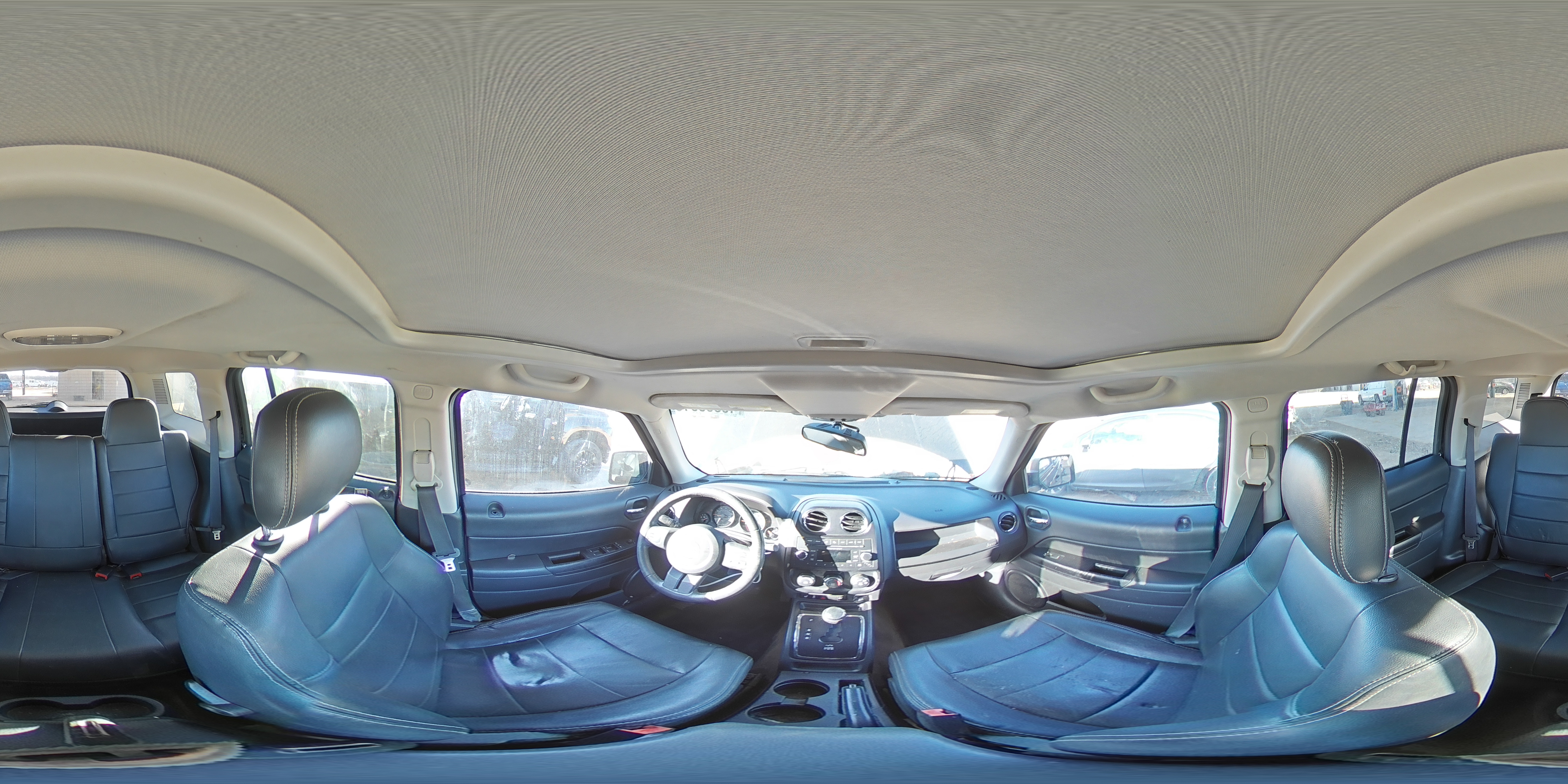 2016 Jeep Liberty (Patriot) - Image 16