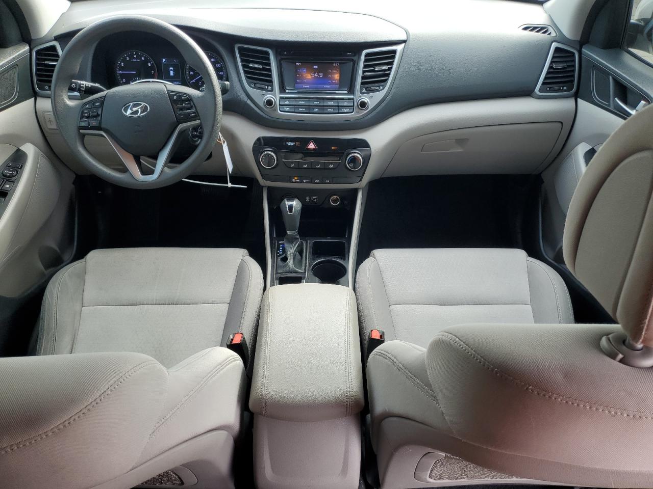 2016 Hyundai Tucson - Image 8