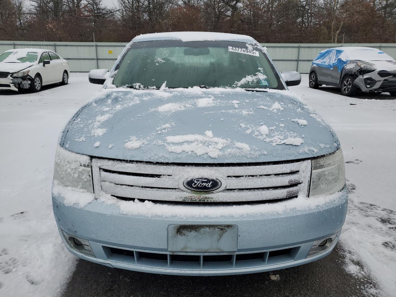 2008 Ford Taurus - Image 5