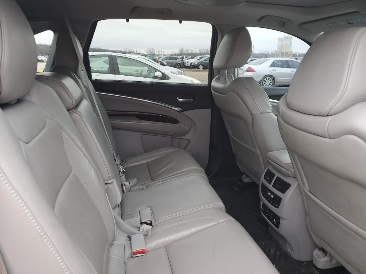 2015 Acura MDX - Image 11