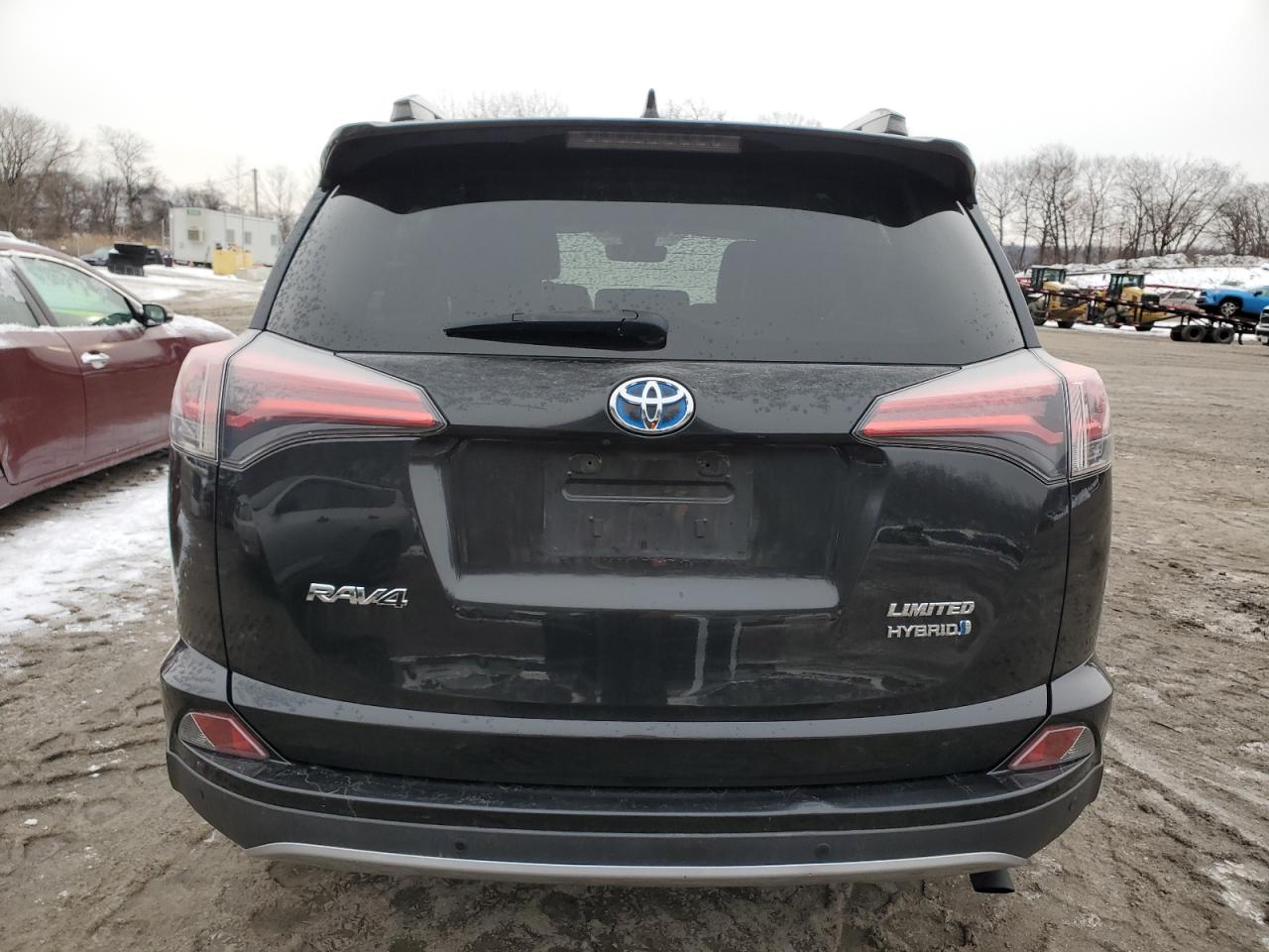 2018 Toyota RAV 4 - Image 6