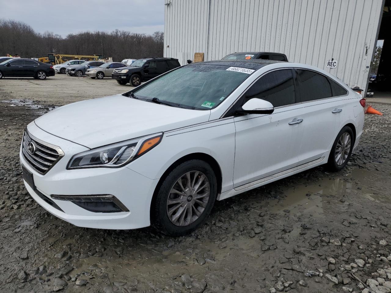 2015 Hyundai Sonata - Image 1
