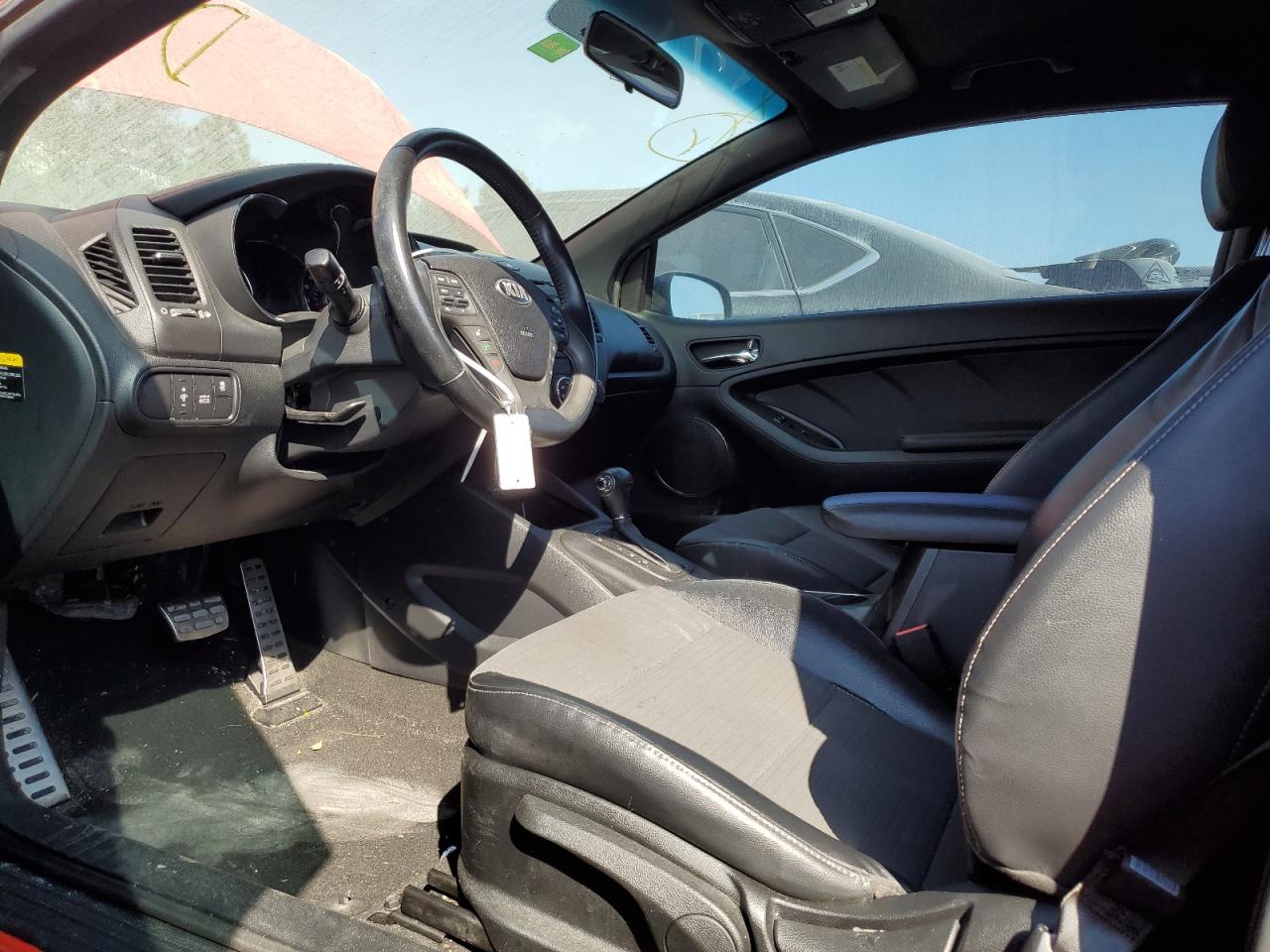 2015 Kia Forte - Image 7