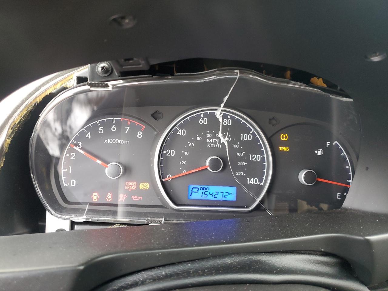 2010 Hyundai Elantra - Image 9