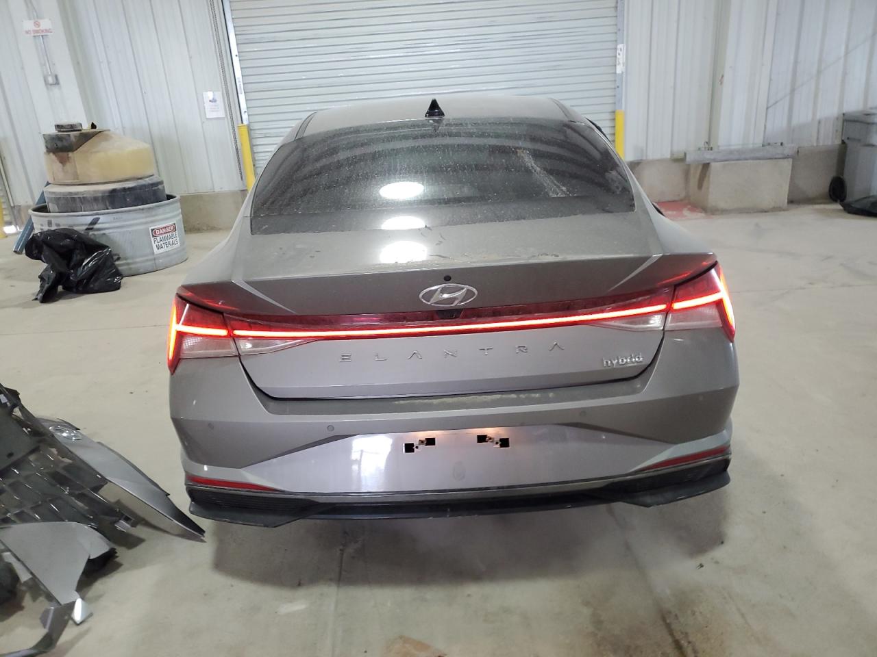 2023 Hyundai Elantra - Image 6