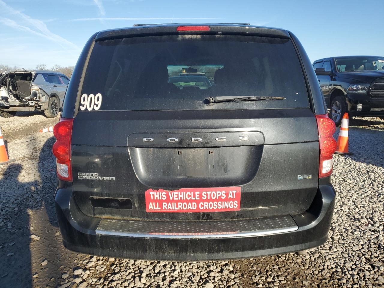 2013 Dodge Caravan - Image 6