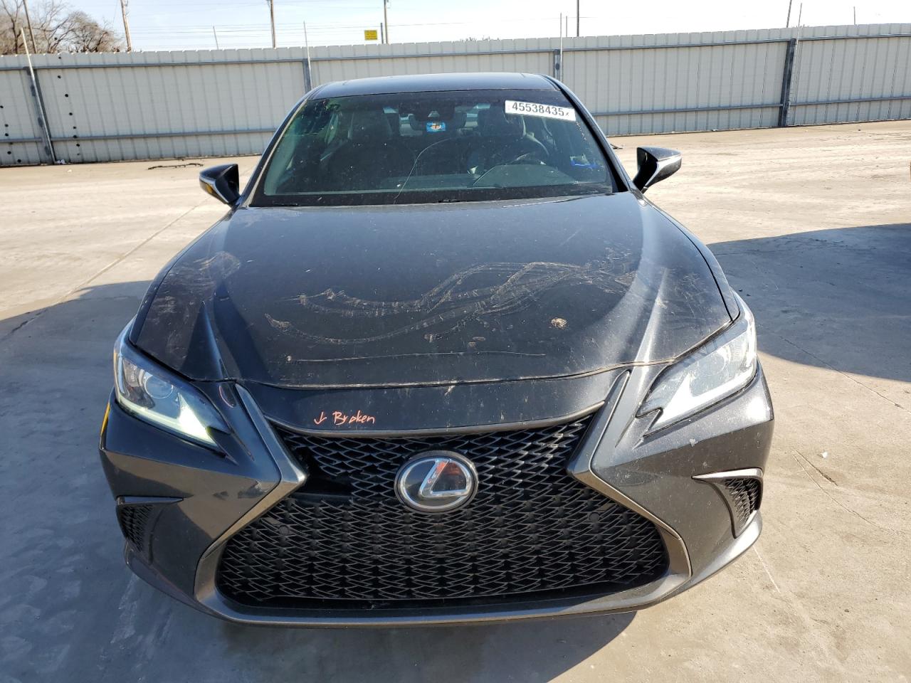 2019 Lexus ES - Image 5