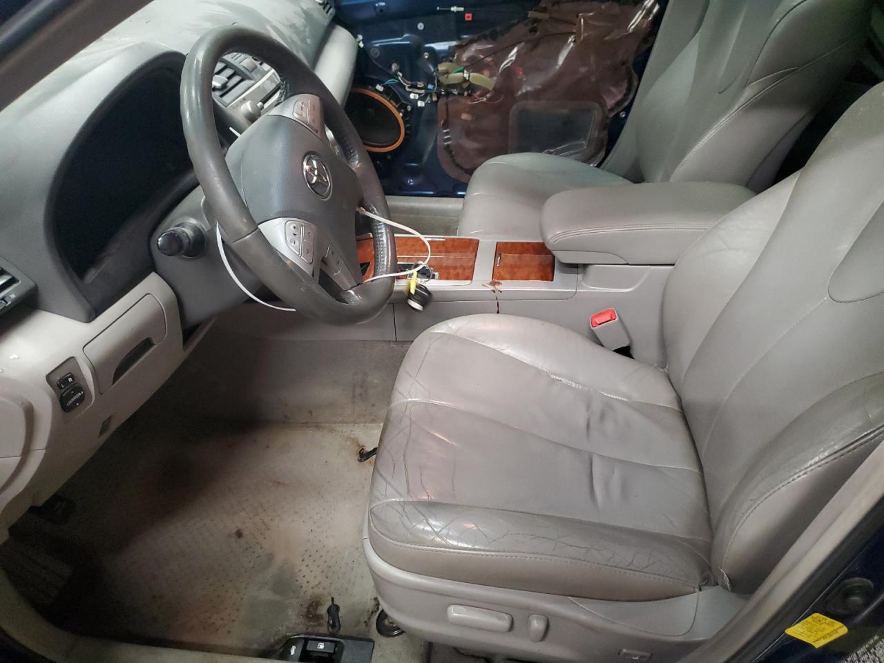2011 Toyota Camry - Image 7