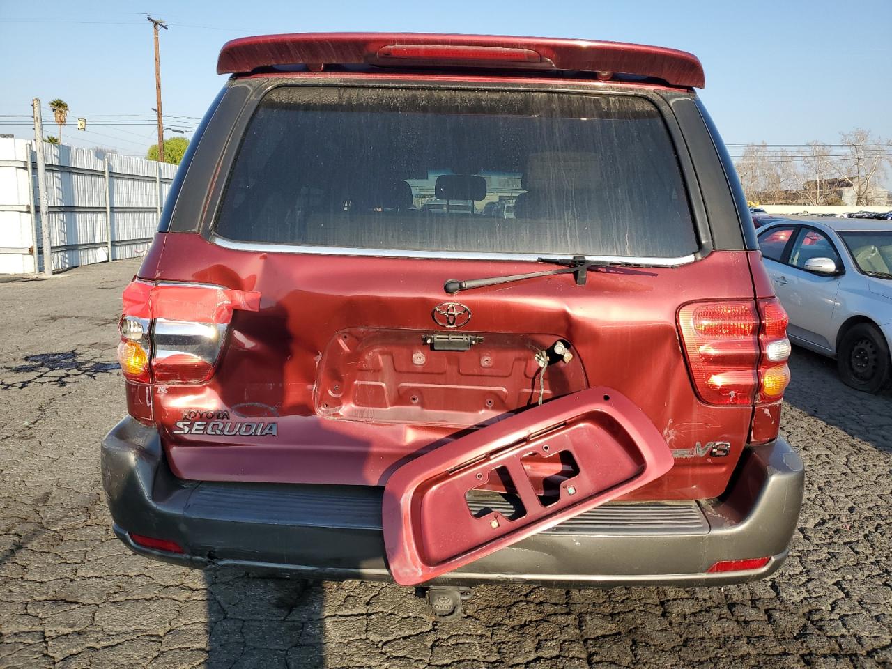 2003 Toyota Sequoia - Image 6
