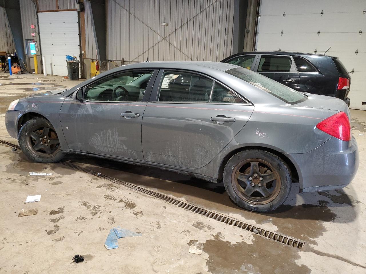 2008 Pontiac G6 - Image 2