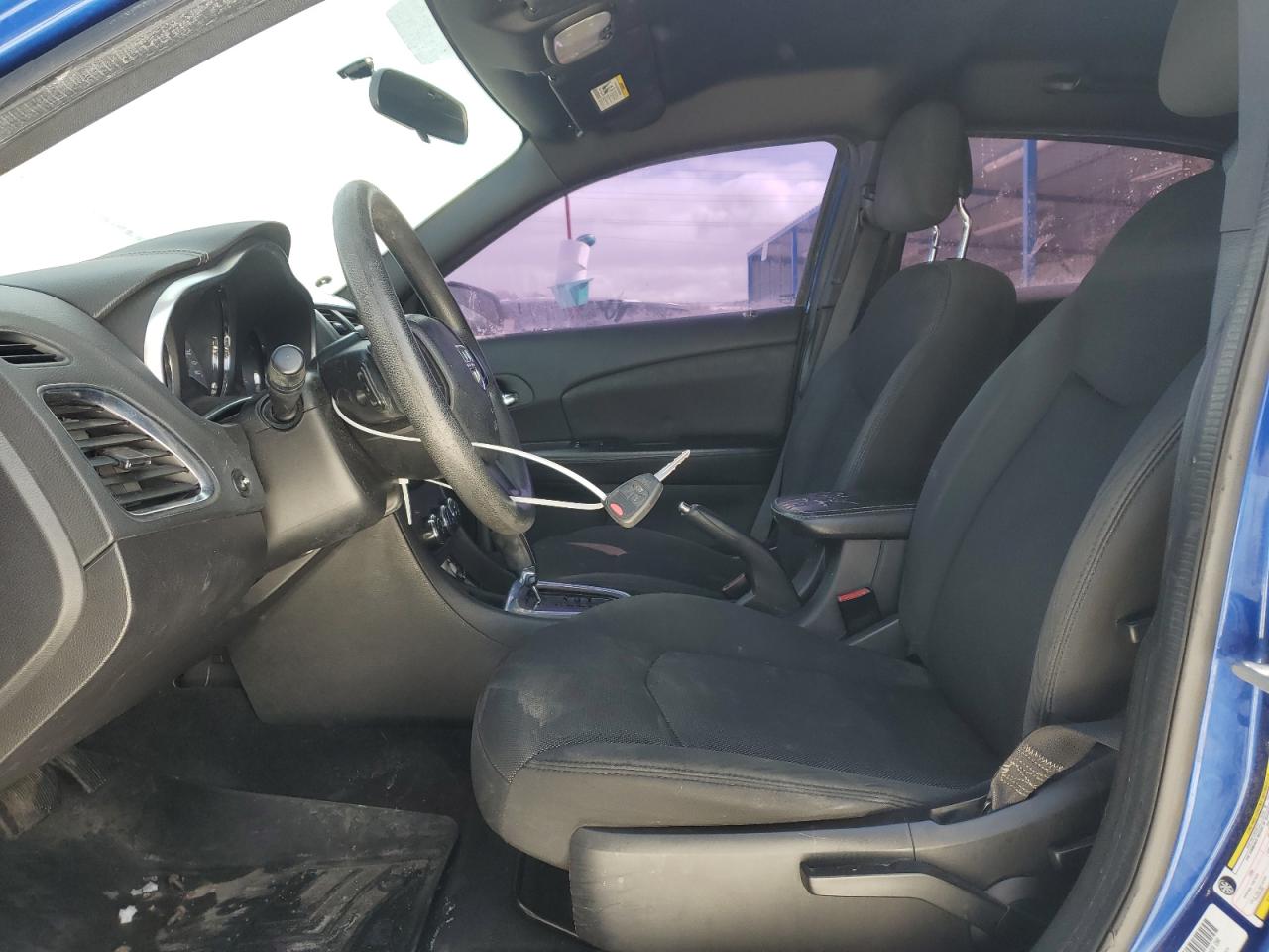 2012 Dodge Avenger - Image 7