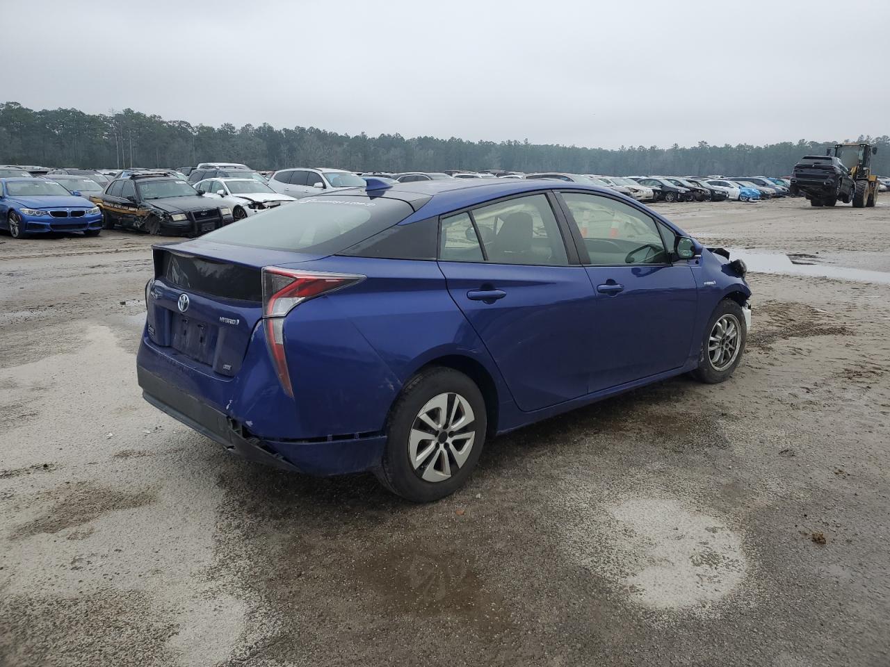 2016 Toyota Prius - Image 3