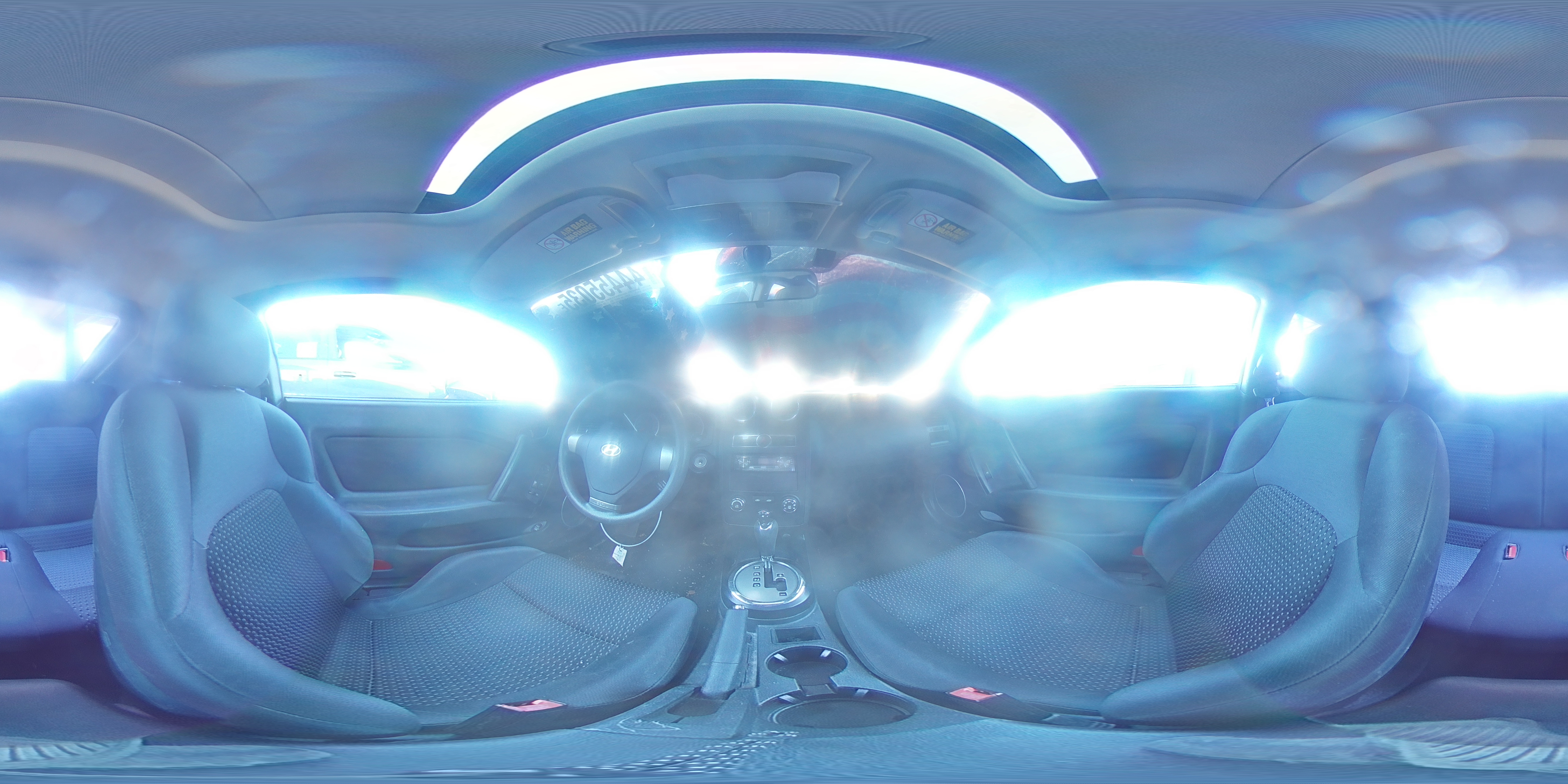 2008 Hyundai Tiburon - Image 13