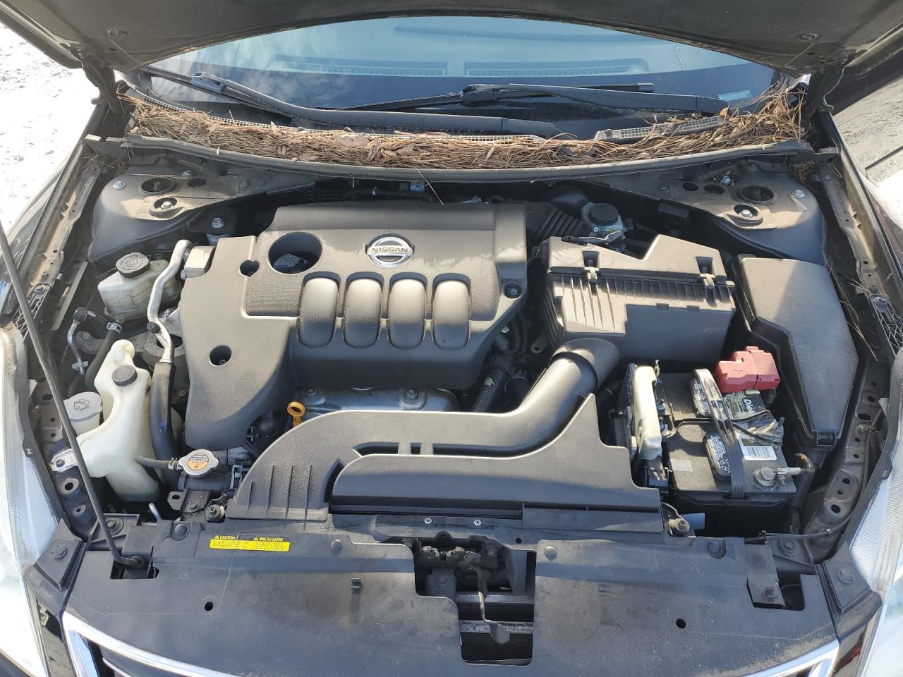 2012 Nissan Altima - Image 11