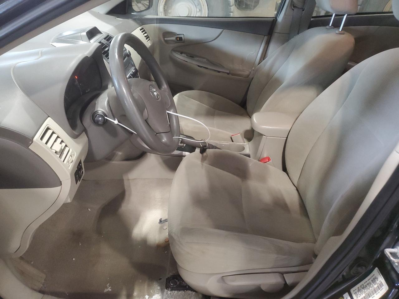 2010 Toyota Corolla - Image 7