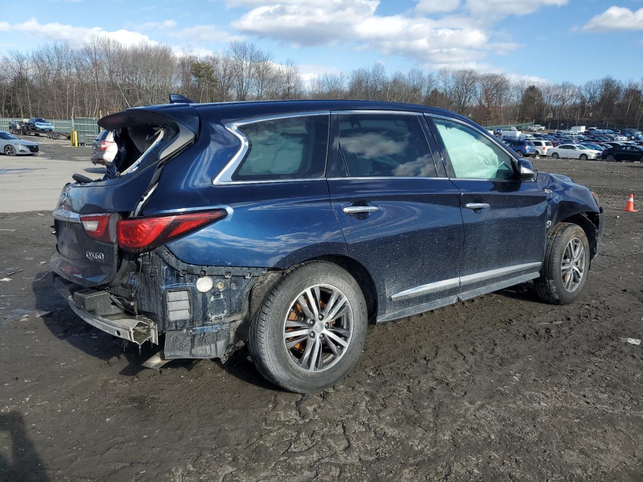 2016 Infiniti QX60 - Image 3