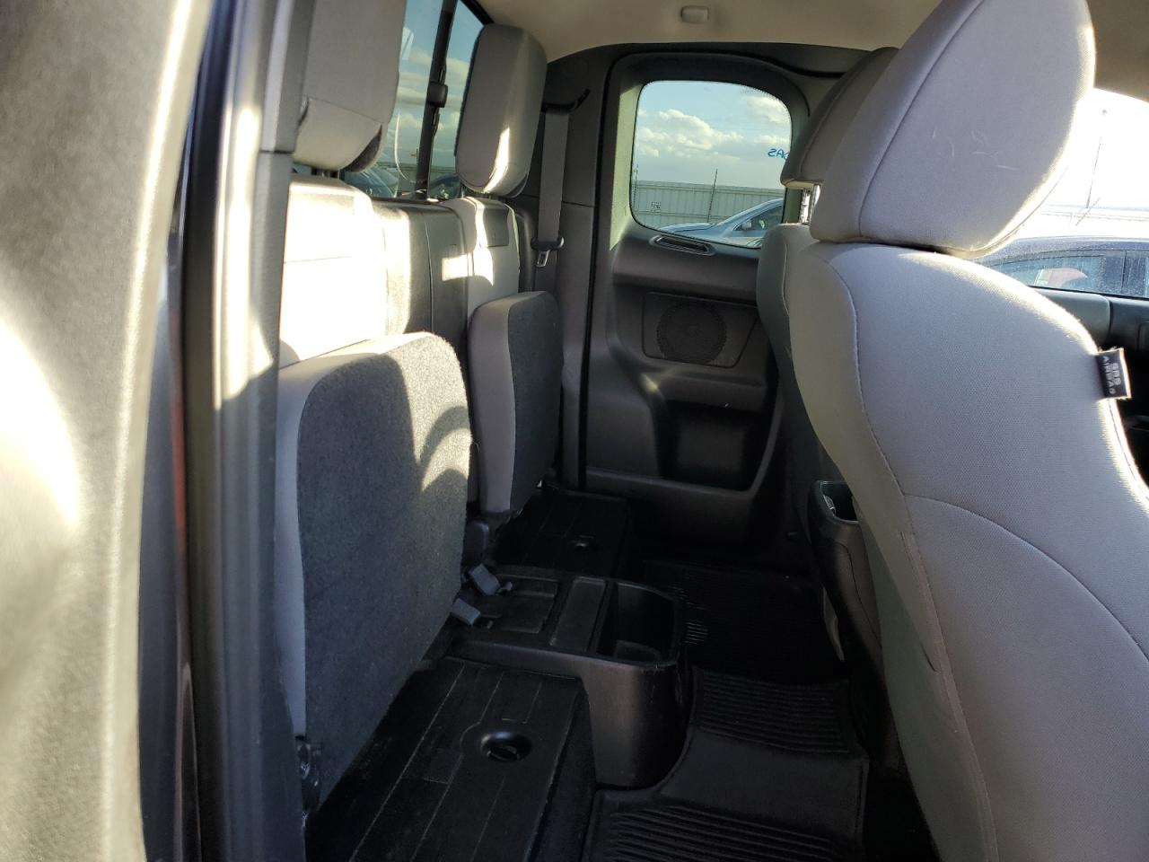 2017 Toyota Tacoma - Image 10