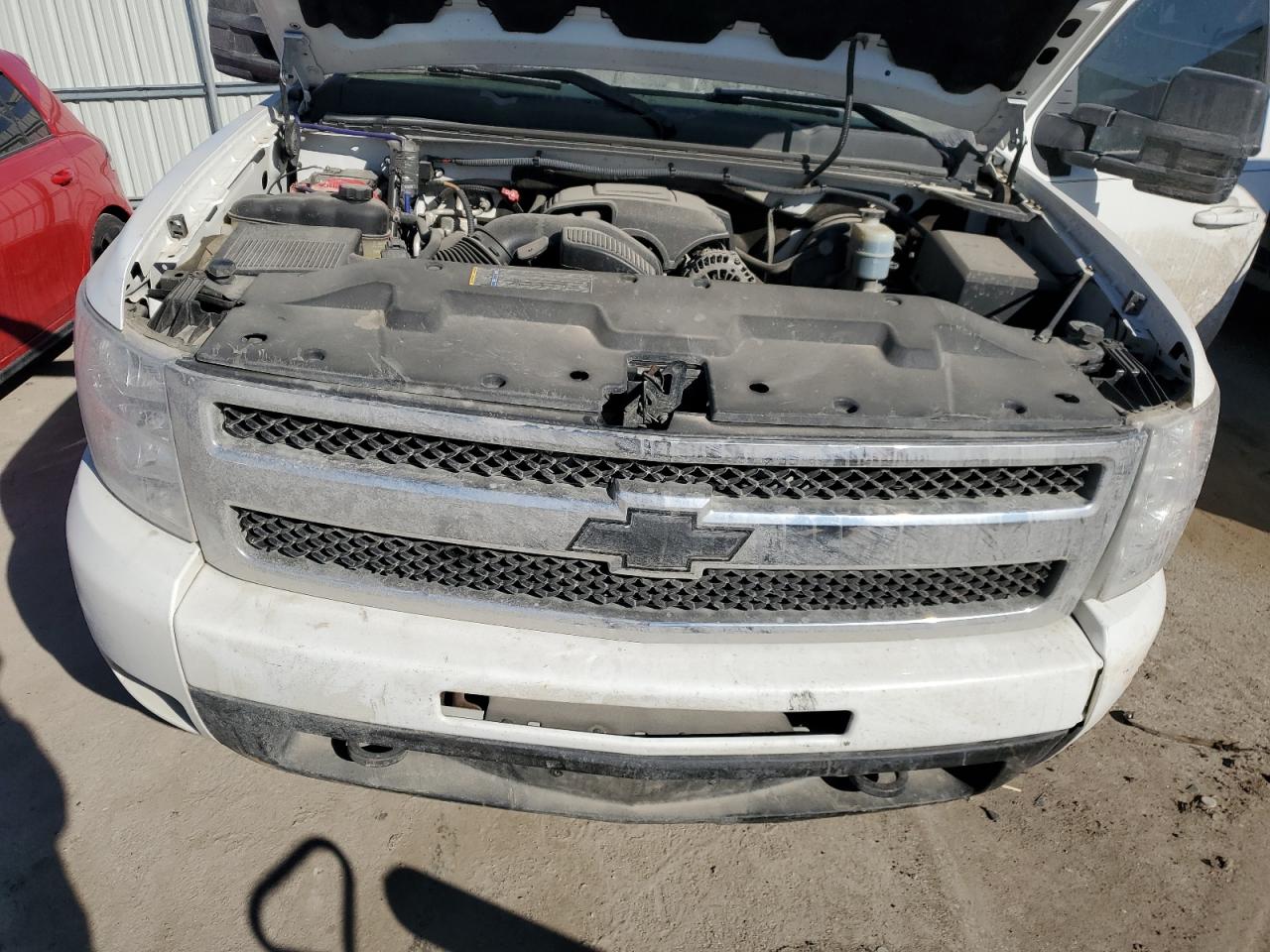 2009 Chevrolet Silverado - Image 13