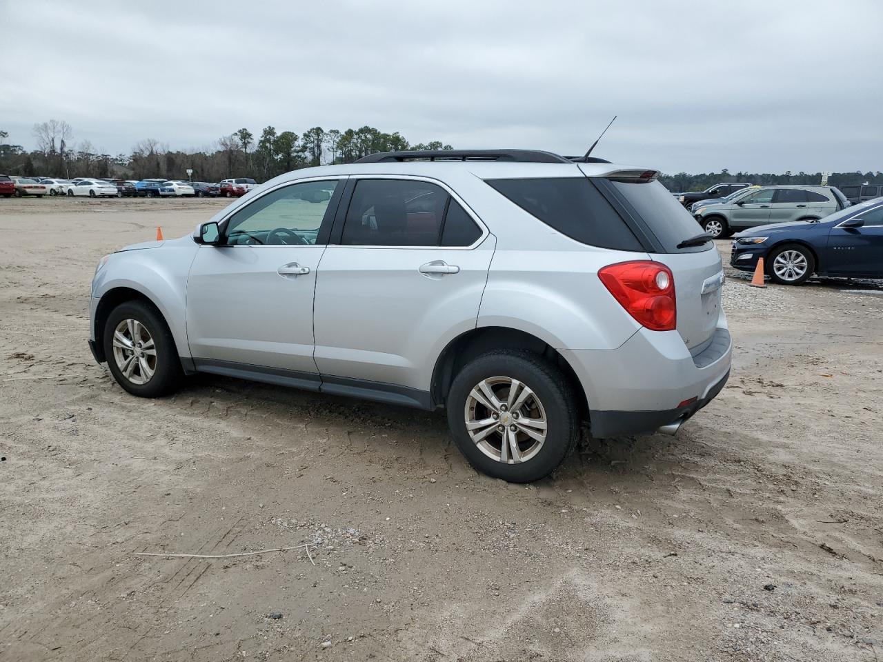 2012 Chevrolet Equinox - Image 2