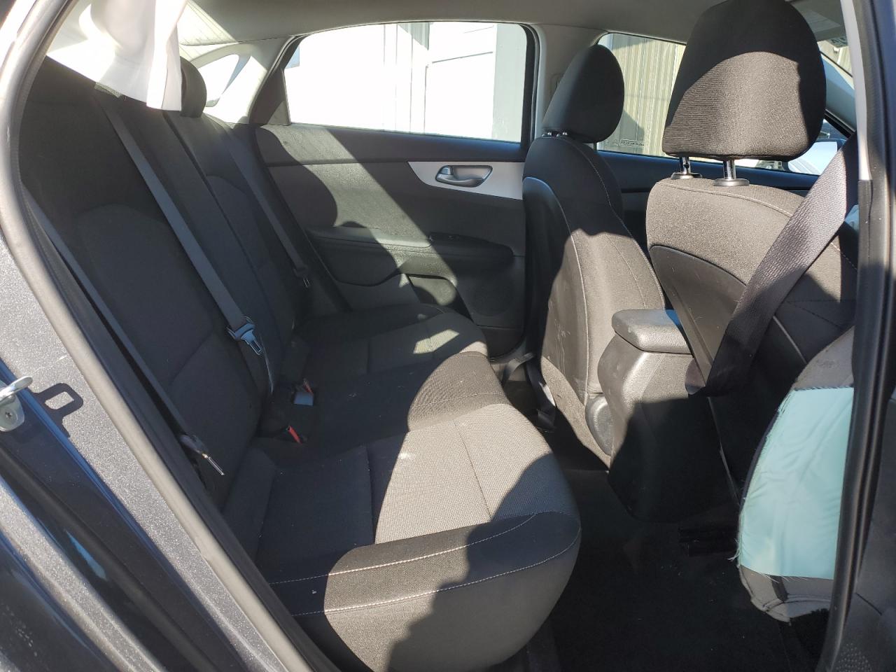 2023 Kia Forte - Image 10