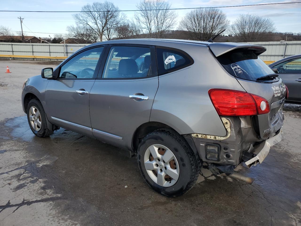 2011 Nissan Rogue - Image 2