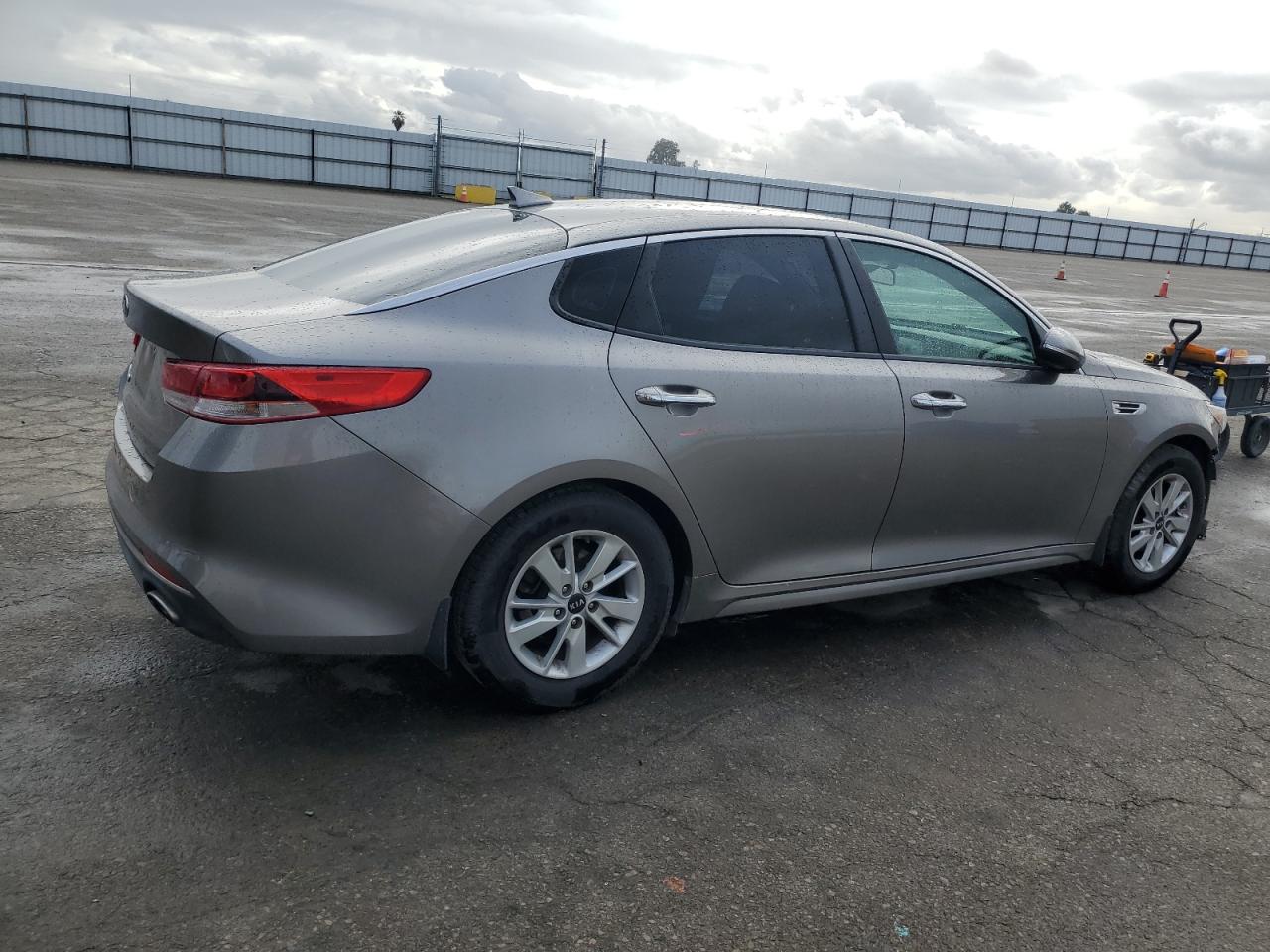 2018 Kia Optima - Image 3