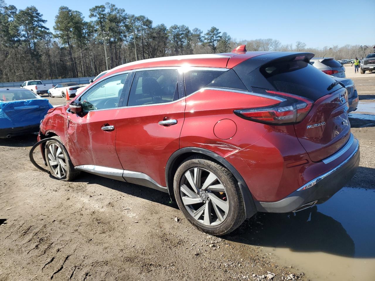 2019 Nissan Murano - Image 2