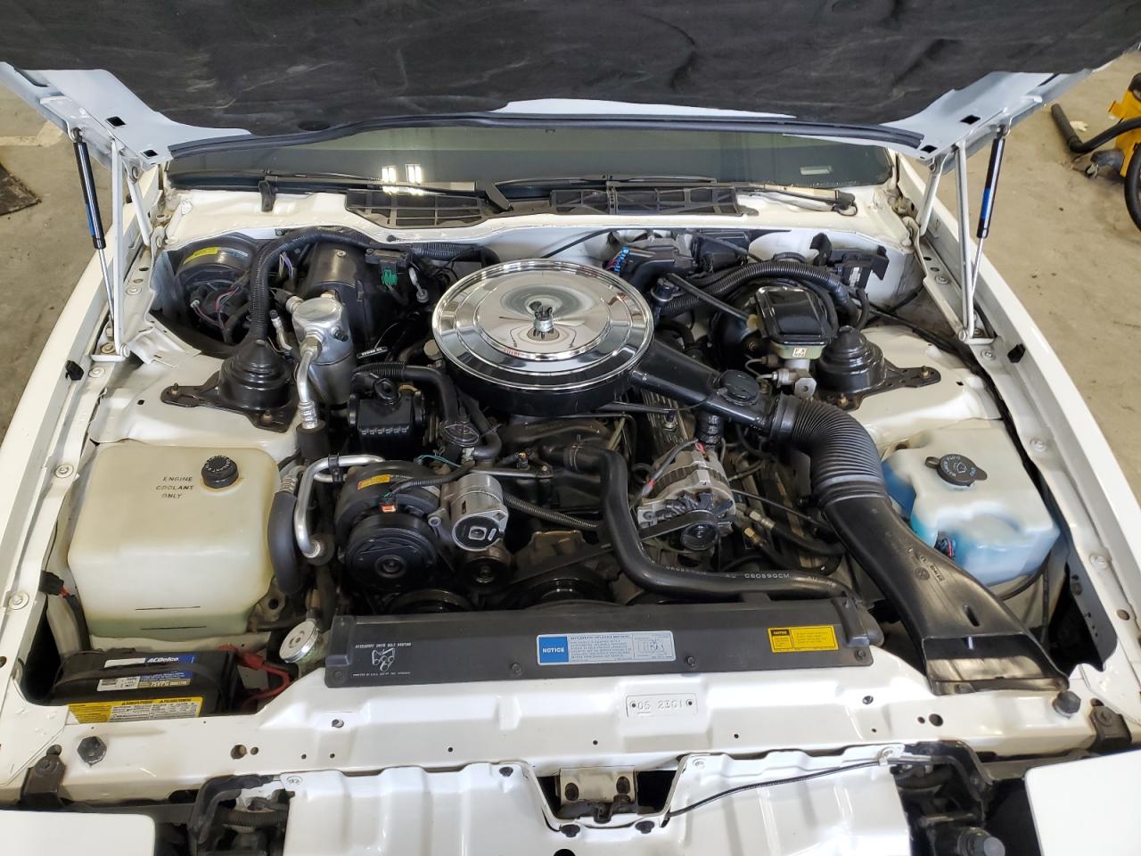 1991 Pontiac Firebird - Image 11