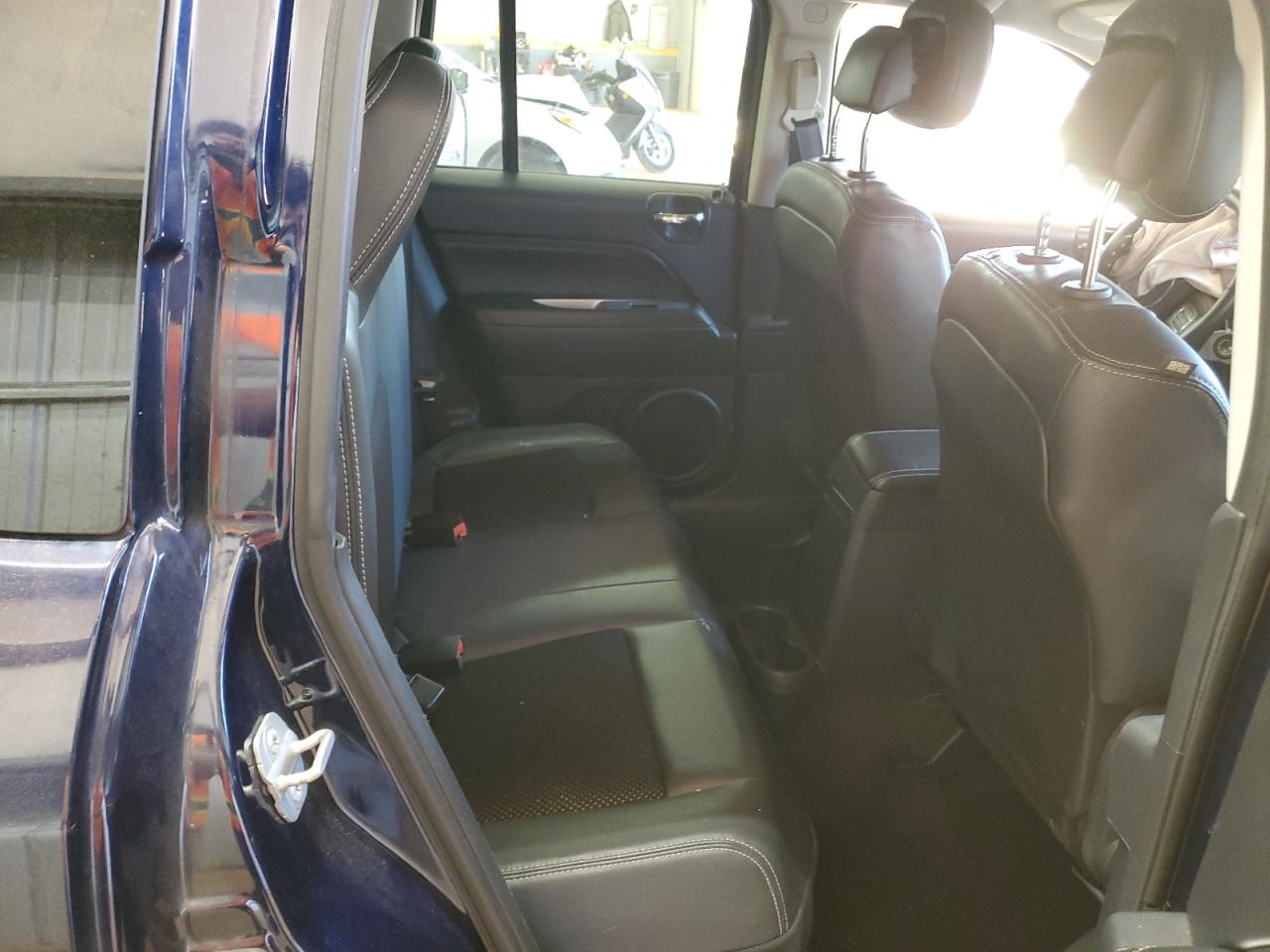 2014 Jeep Compass - Image 11