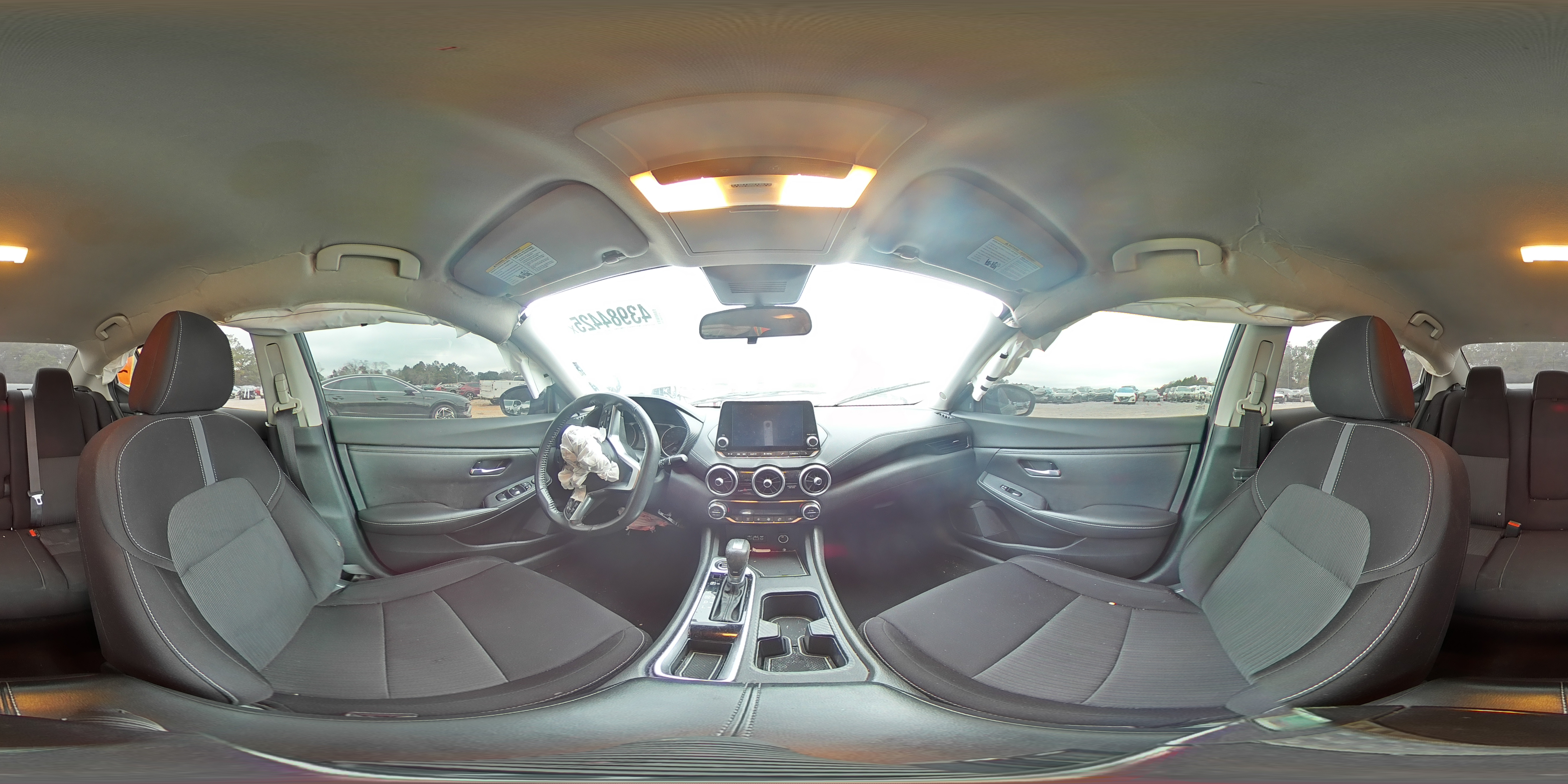 2021 Nissan Sentra - Image 13