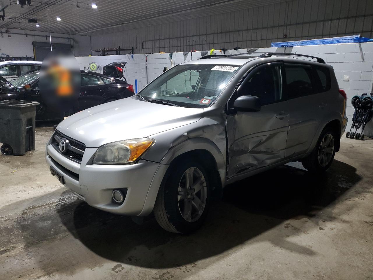 2009 Toyota RAV 4 - Image 1