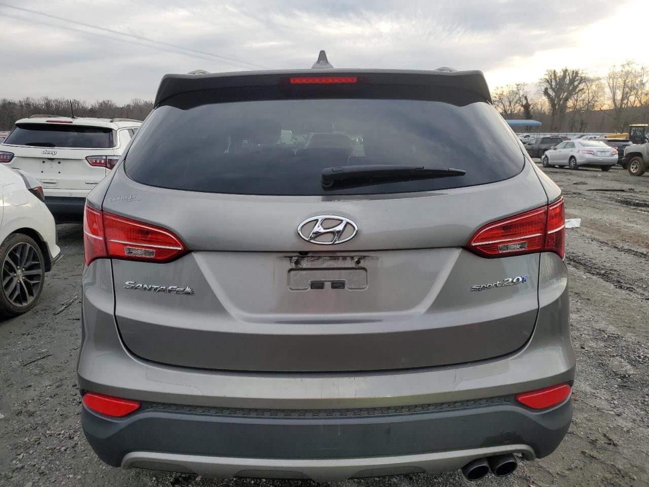 2013 Hyundai Santa Fe - Image 6