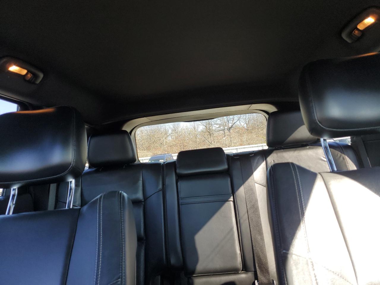 2015 Jeep Grand Cherokee - Image 10