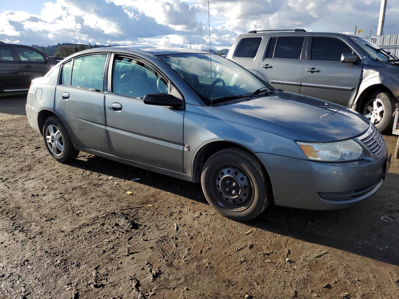2006 Saturn ION - Image 4