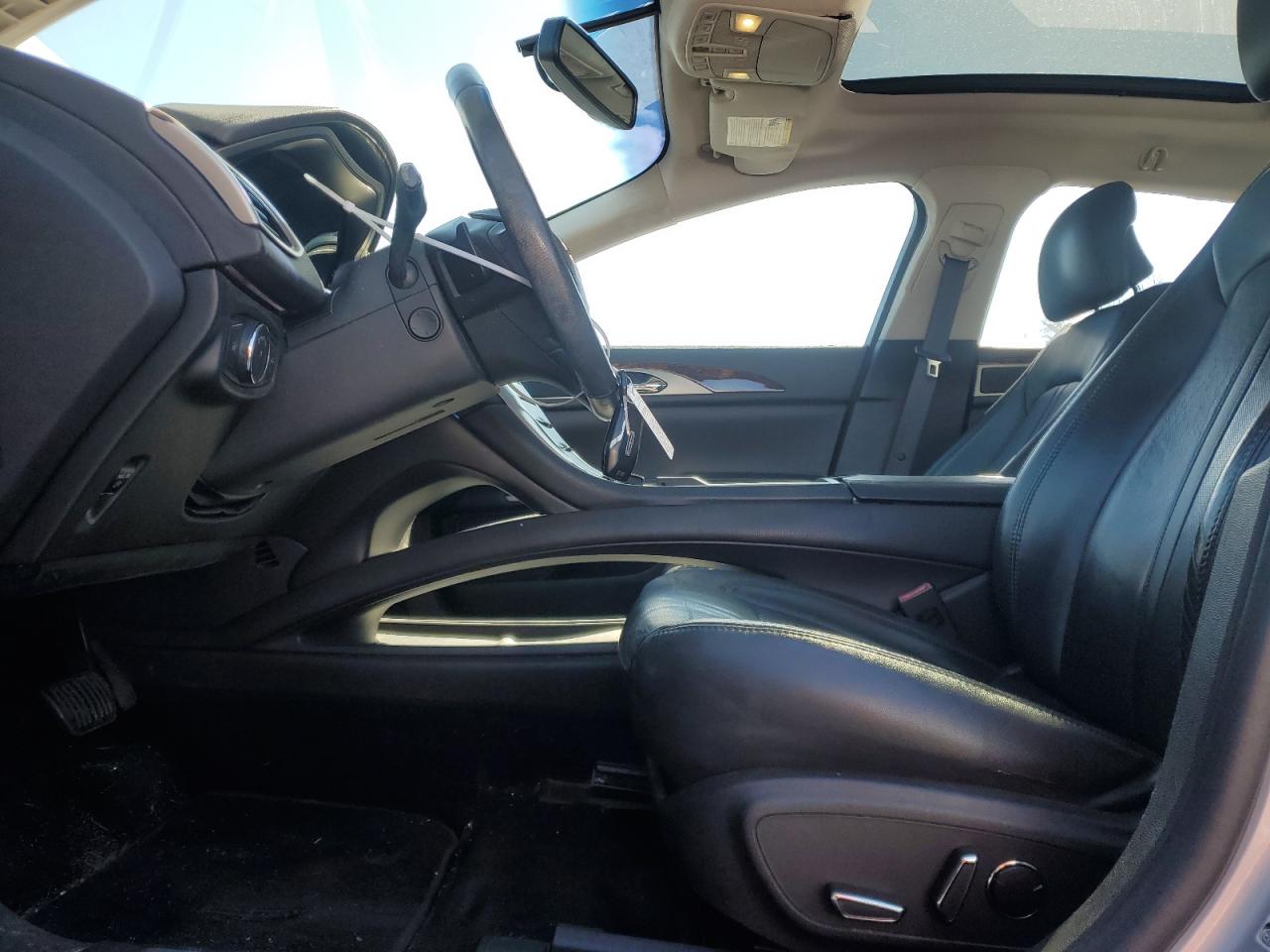 2013 Lincoln MKZ - Image 7
