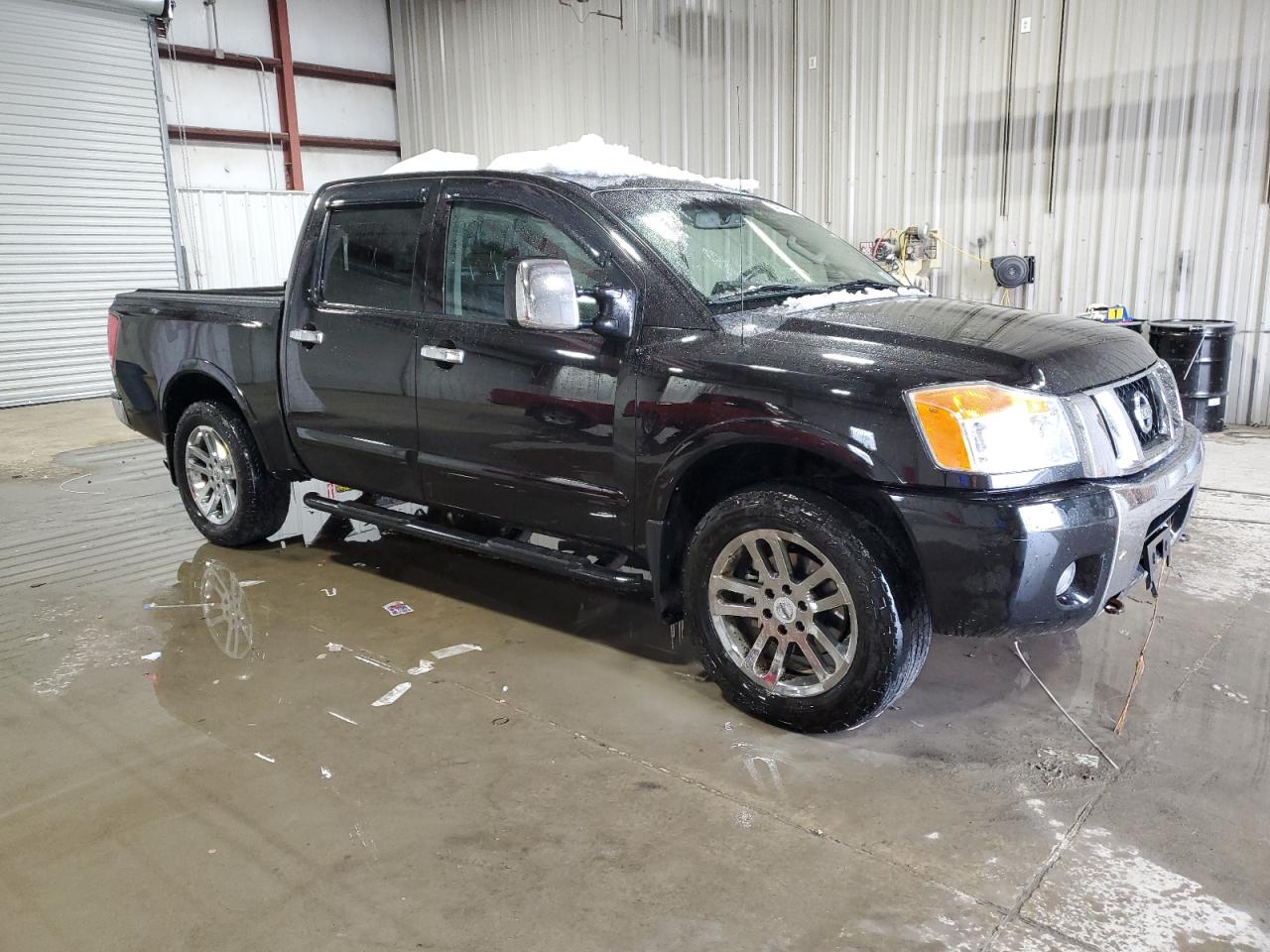 2014 Nissan Titan - Image 4