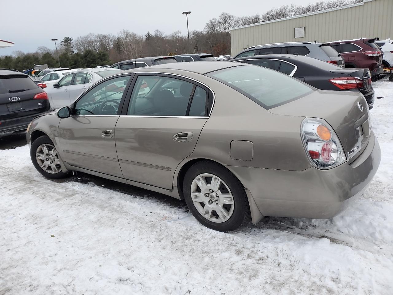 2003 Nissan Altima - Image 2