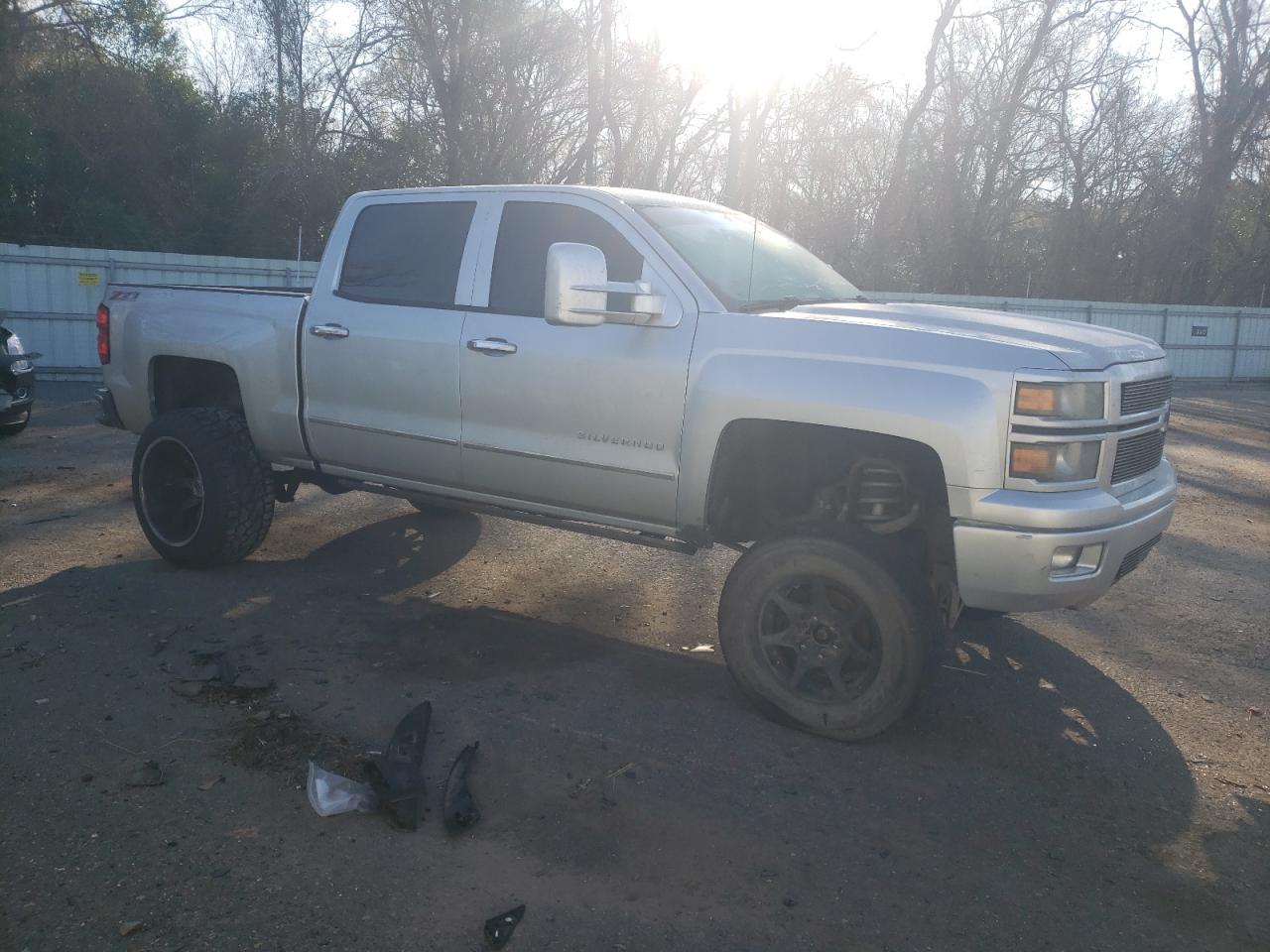 2014 Chevrolet Silverado - Image 4