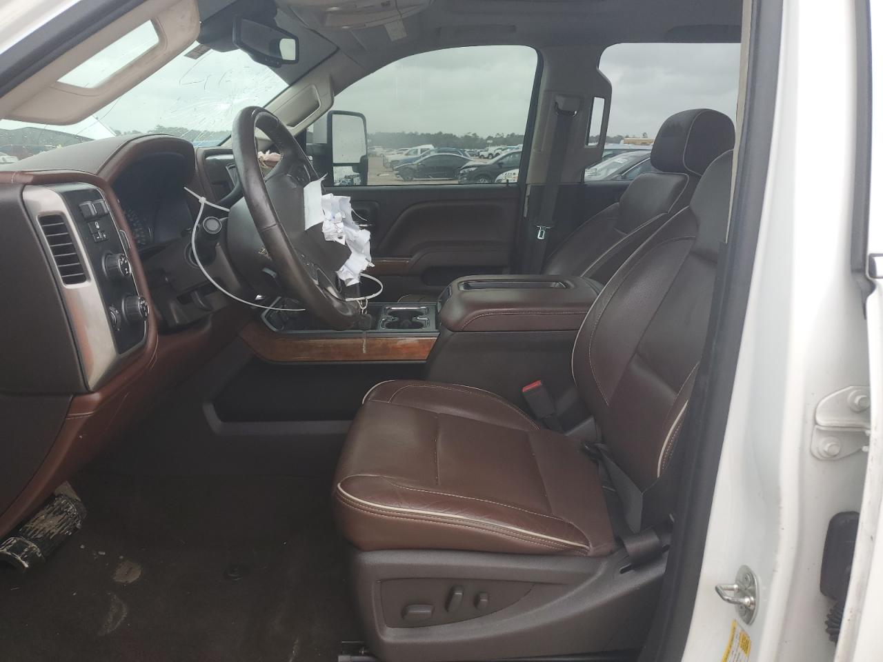 2015 Chevrolet Silverado - Image 7