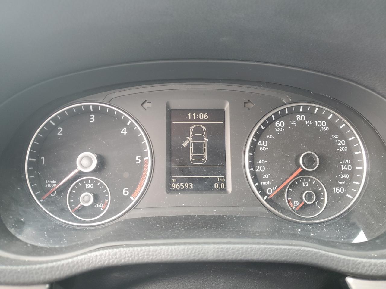 2014 Volkswagen Passat - Image 9