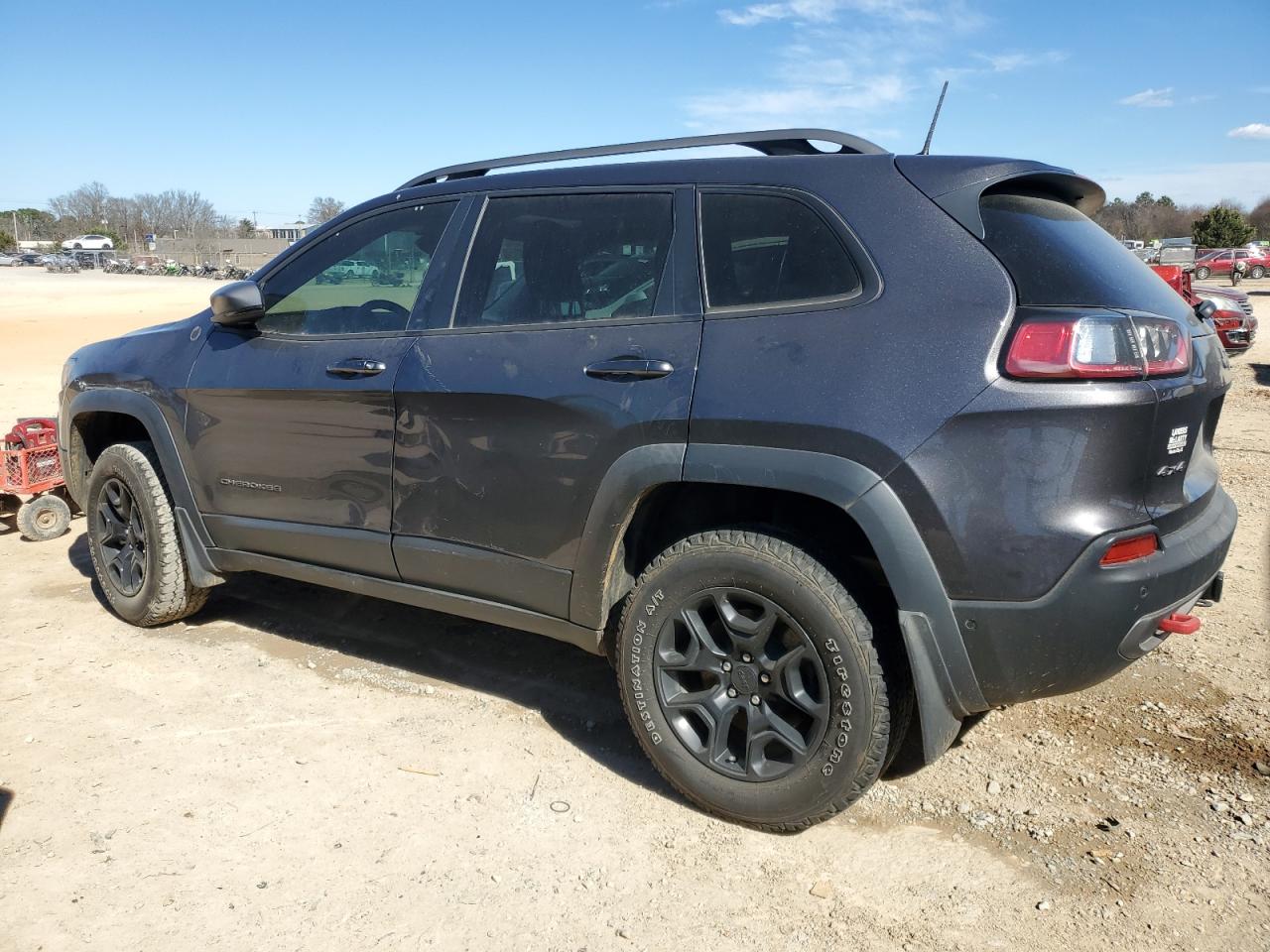 2019 Jeep Cherokee - Image 2