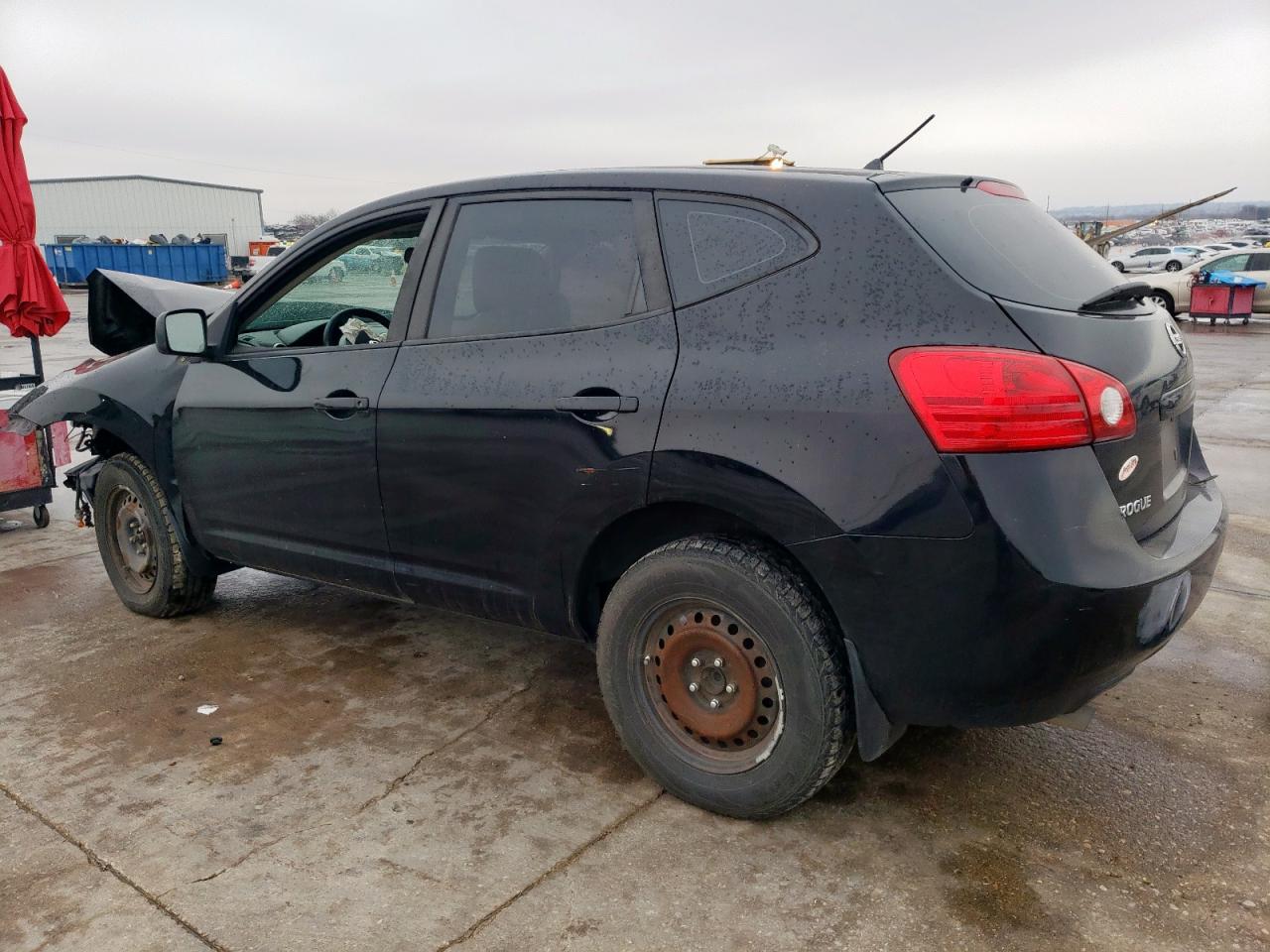 2009 Nissan Rogue - Image 2