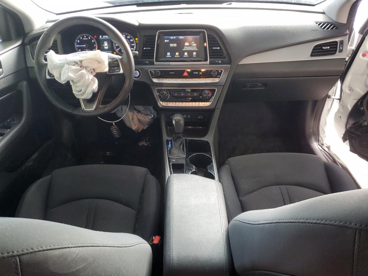 2018 Hyundai Sonata - Image 8