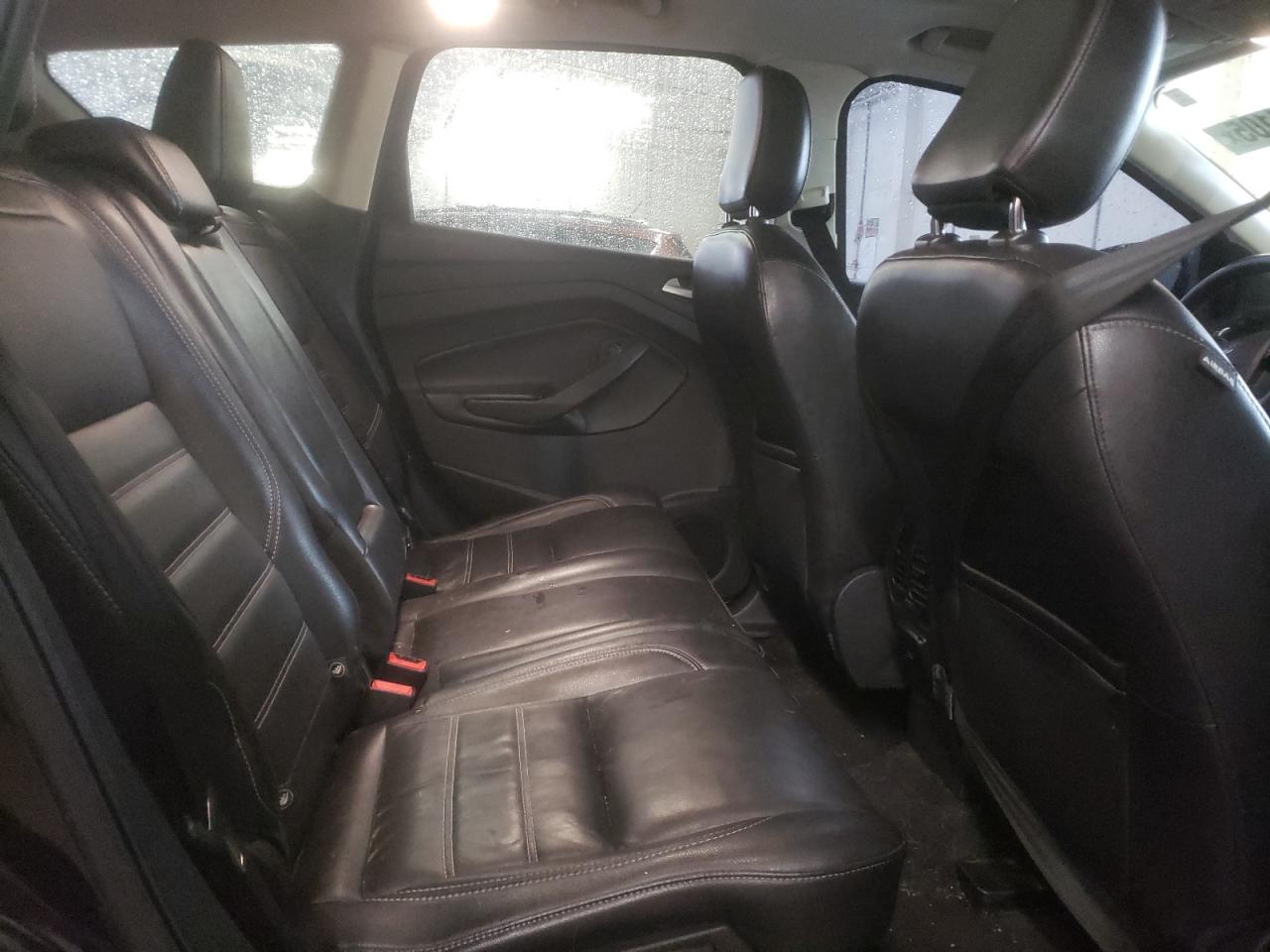 1FMCU0J92JUC85885 FORD ESCAPE 2018