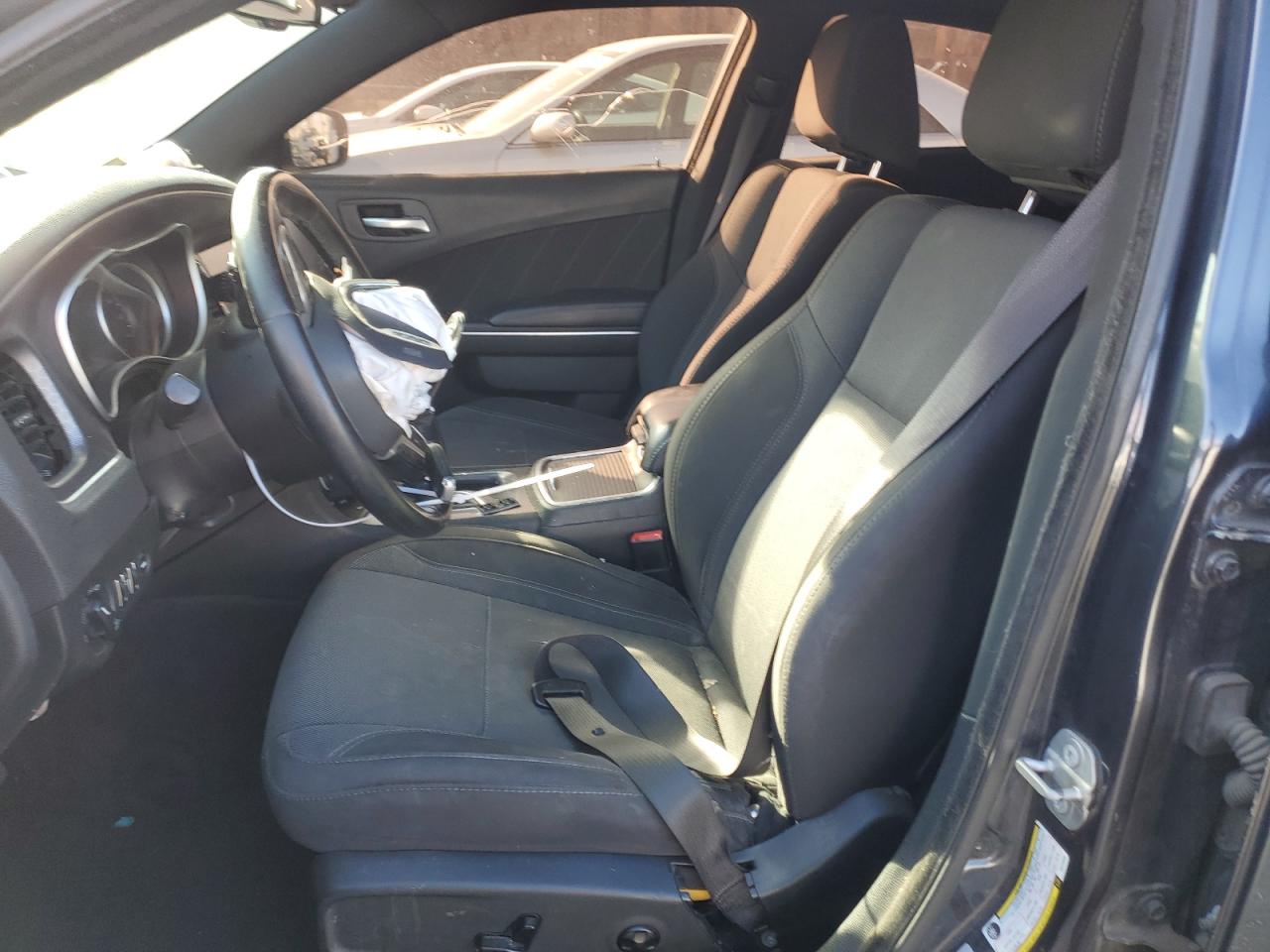 2016 Dodge Charger - Image 7